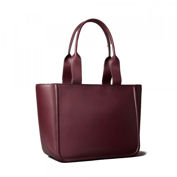 monogram-engraved-tote-bag