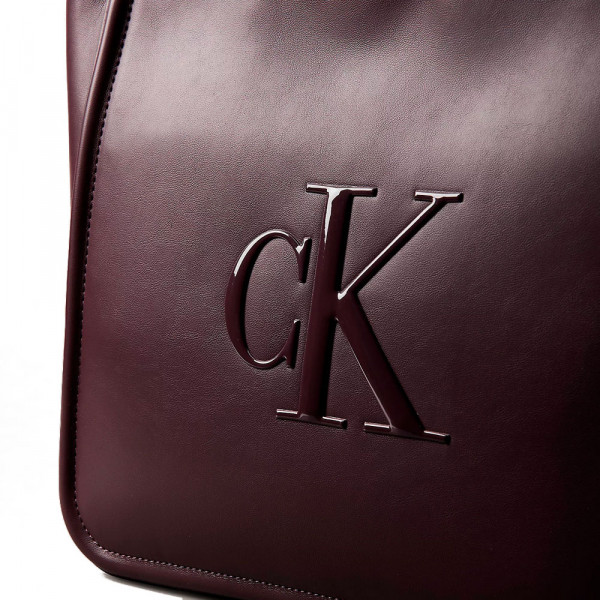 sac-fourre-tout-grave-d-un-monogramme