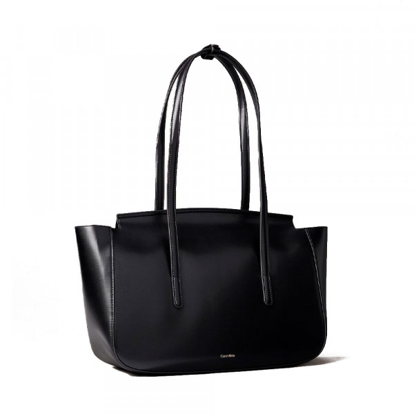 bolso-tote-con-solapa-superior