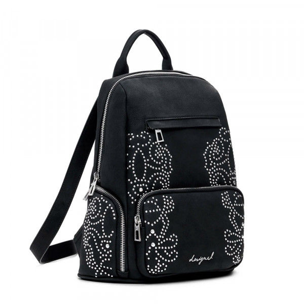 mochila-pequena-com-bolso-cravejado