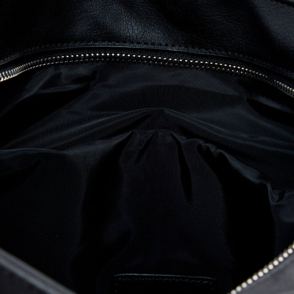 mochila-conversivel-com-logotipo-grande