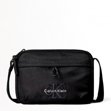 water-repellent-twill-crossbody-bag