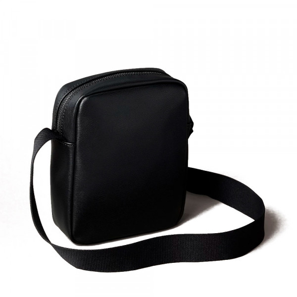 textured-zippered-reporter-bag