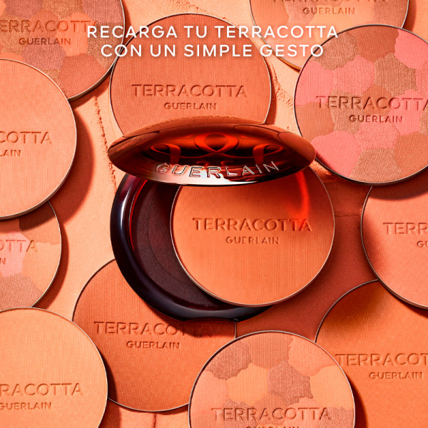 terracota-peacock-los-polvos-bronceadores-96-de-ingredientes-derivados-de-la-naturaleza