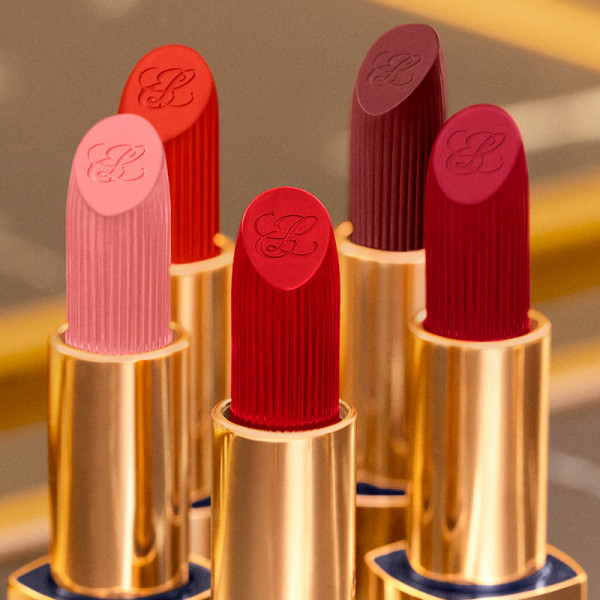 pure-color-matte-lipstick