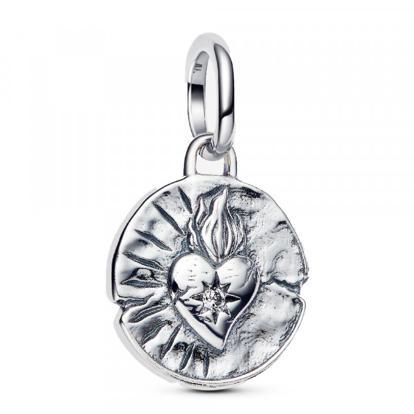 medaillon-en-forme-de-coeur-793975c01