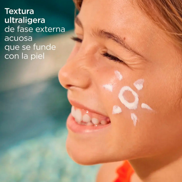 fusion-water-magic-pediatrics-spf-50-ultraleichter-sonnenschutz-fur-das-gesicht