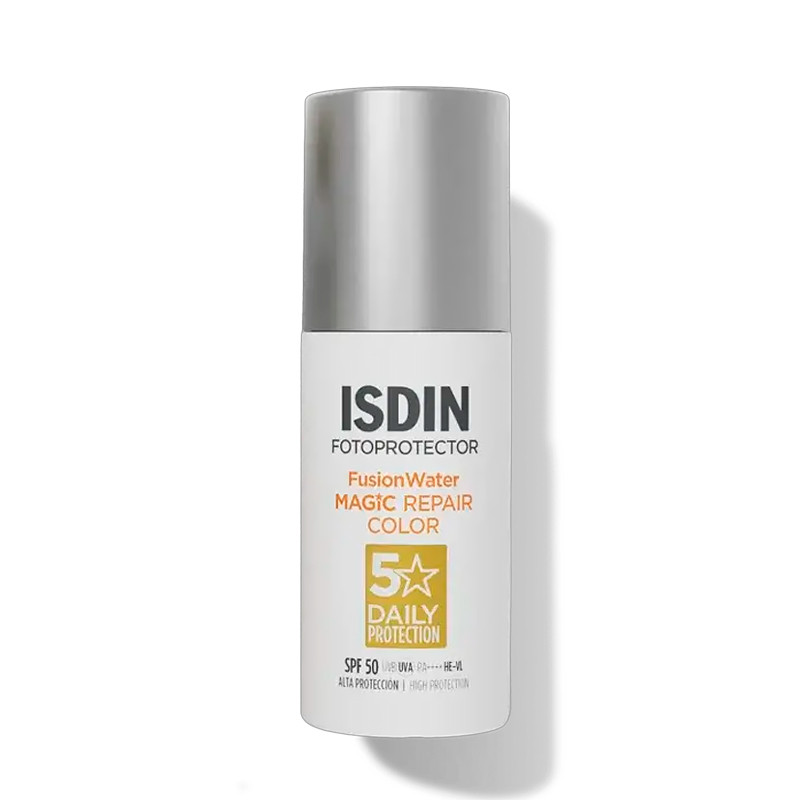 Isdin Fondotinta Fusion Water MAGIC Repair Color SPF 50 Crema solare viso con tinta e tripla azione anti-età