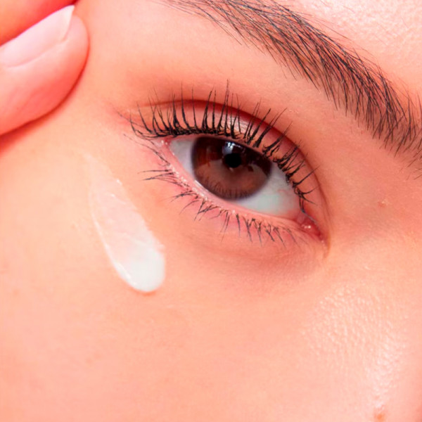 total-eye-lift-eye-contour-treatment
