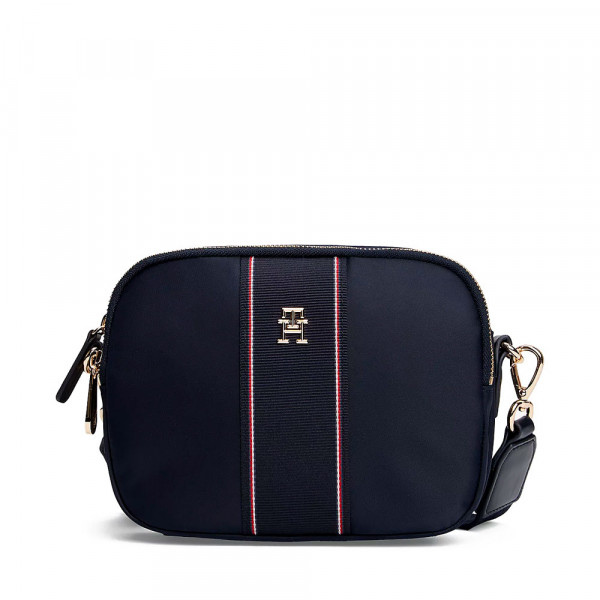 umhangetasche-mit-monogramm