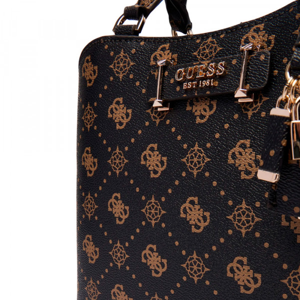 silia-girlfriend-bag