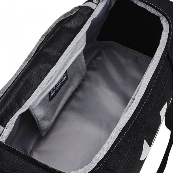 ua-undeniable-50-xs-sports-bag