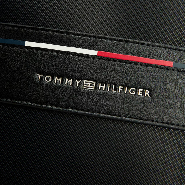 signature-shoulder-bag