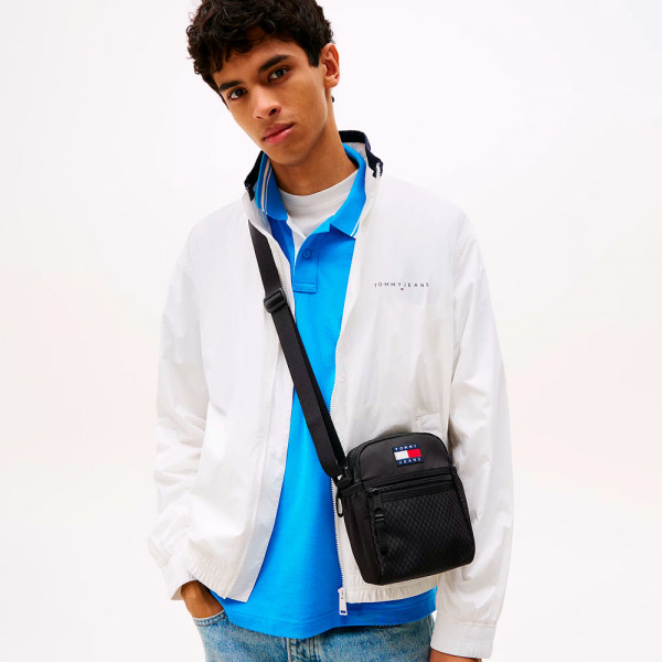 bolso-reporter-con-bandolera-y-logo