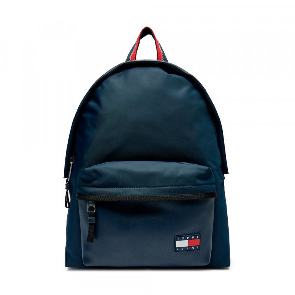 rucksack-mit-gummiertem-logo