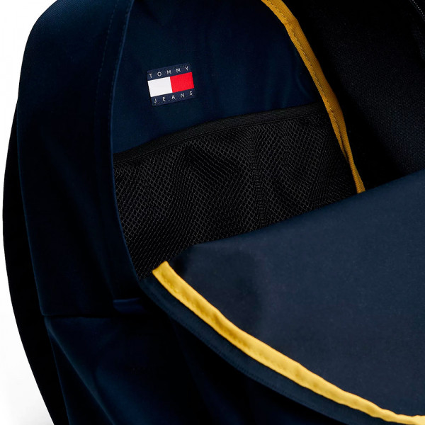 essential-logo-rucksack