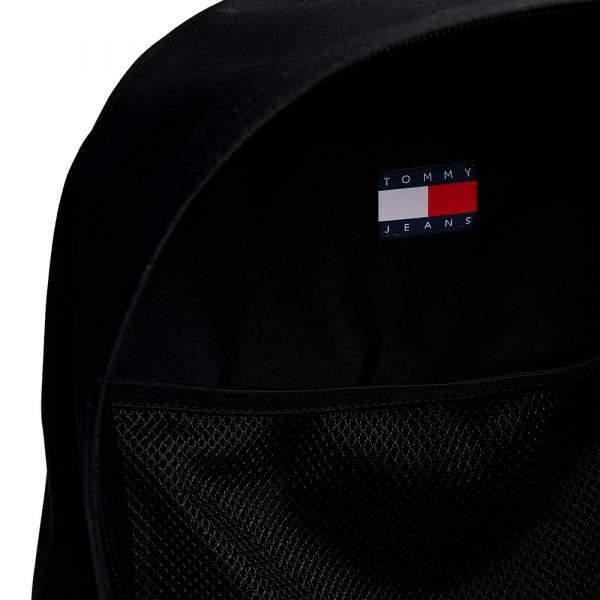 sac-a-dos-avec-logo-essentiel
