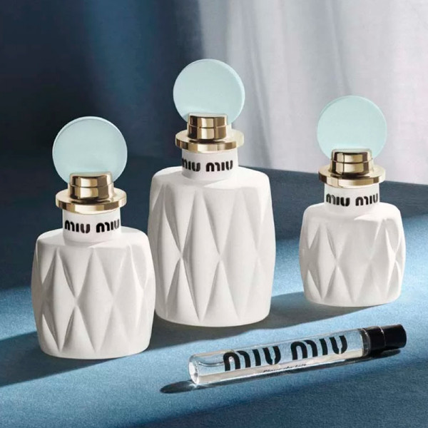 miumiu-fleur-de-lait