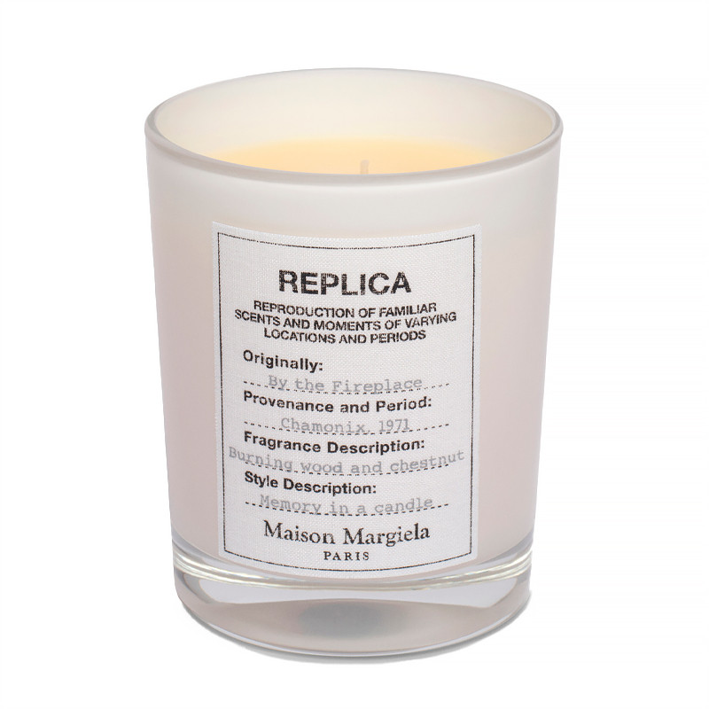 Maison Margiela Casa Replica By the Fireplace Candela profumata