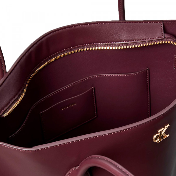 sac-fourre-tout-avec-logo-monogramme