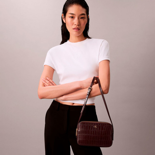 bolso-bandolera-efecto-cocodrilo