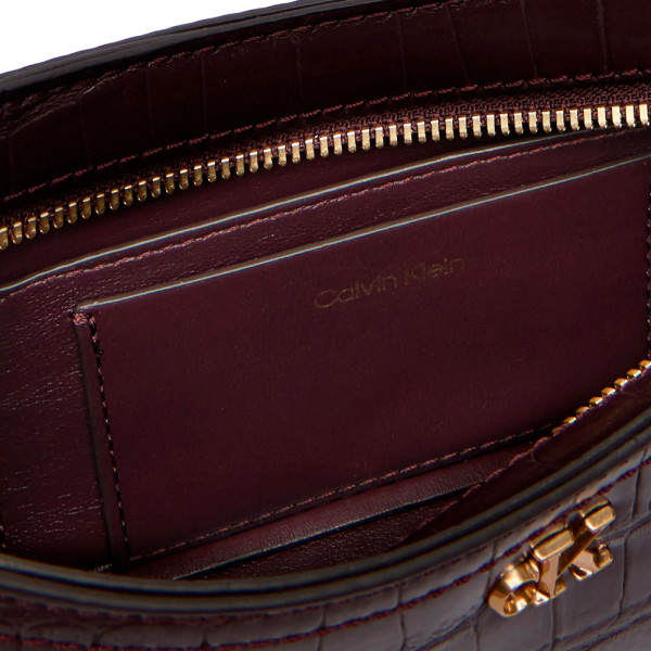 bolsa-de-ombro-pequena-com-efeito-crocodilo