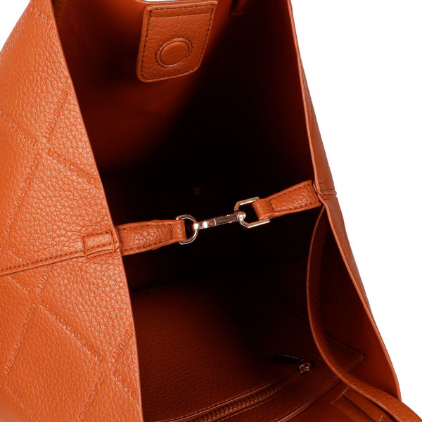 monogrammierte-shopper-tasche-mit-diamant-logo
