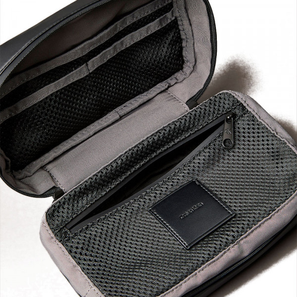 work-bag-with-zipper