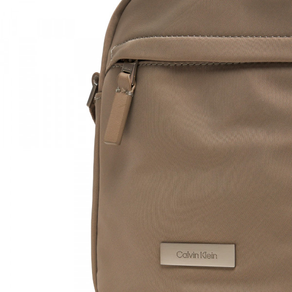bolso-reporter-de-nailon-mate