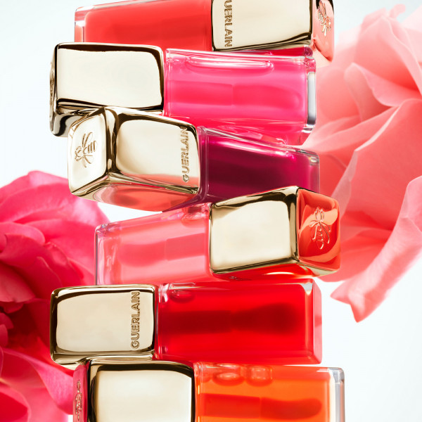 kisskiss-bee-glow-oil-limited-edition-olio-labbra-colorato-arricchito-con-miele-92-di-origine-naturale