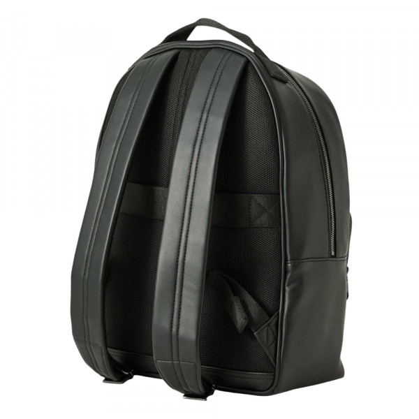 auffalliger-runder-rucksack auffalliger-runder-rucksack