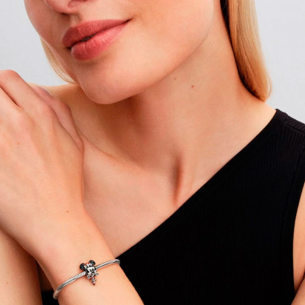 ciondolo-disney-minnie-mouse-di-natale-794218c01 ciondolo-disney-minnie-mouse-di-natale-794218c01