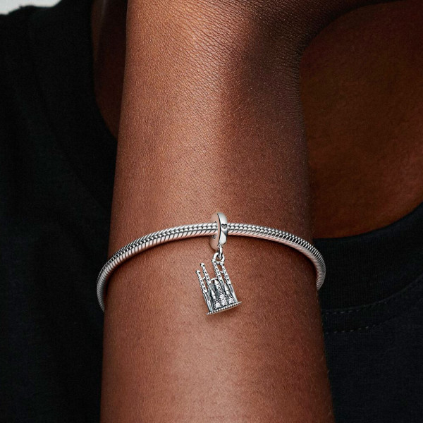 charm-colgante-monumento-barcelona-792709c01 charm-colgante-monumento-barcelona-792709c01