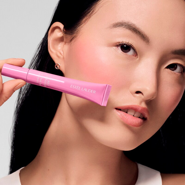 futurist-blushmaker-vloeibare-blush