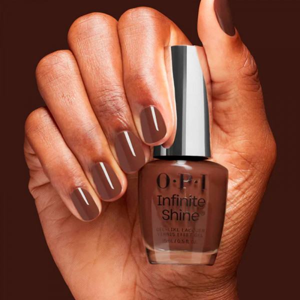 is-lip-hot-liner-nail-polish