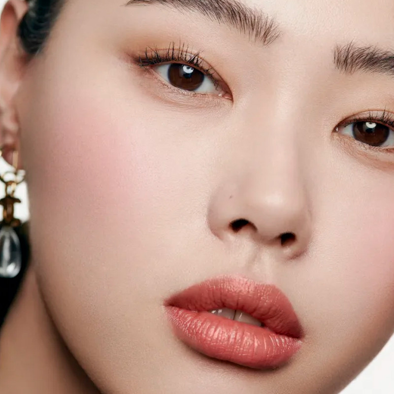 les-signes-de-chanel-fard-in-polvere-illuminante