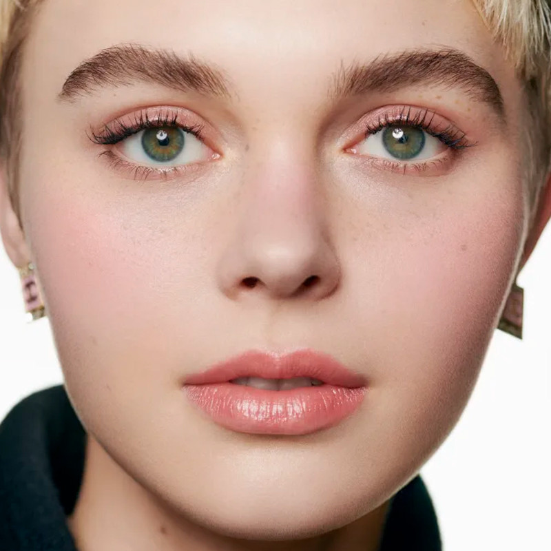 les-signes-de-chanel-fard-in-polvere-illuminante