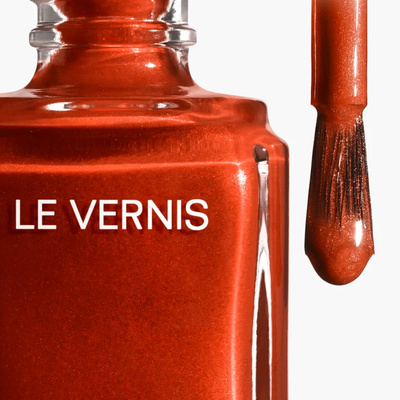 le-vernis-dlugotrwaly-kolor-i-polysk