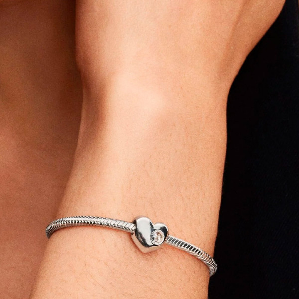 berloque-de-coracao-transparente-com-gema-794161c04