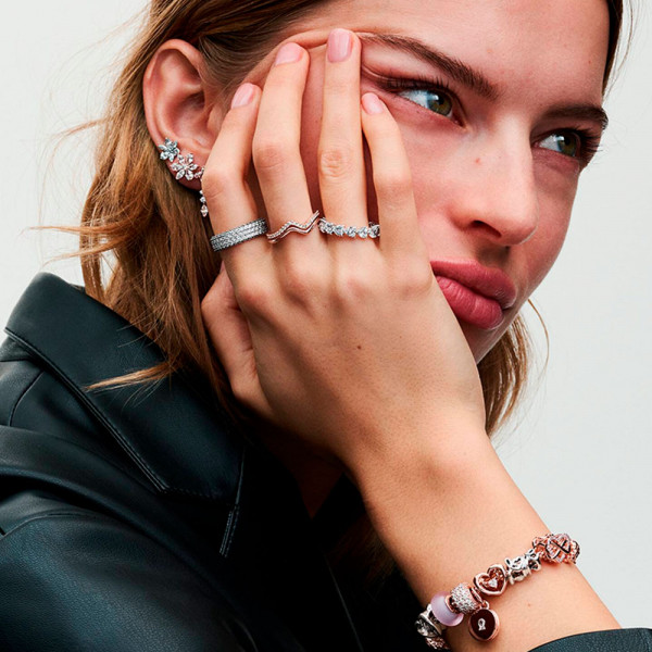 transparent-hearts-wedding-band-ring-193103c01