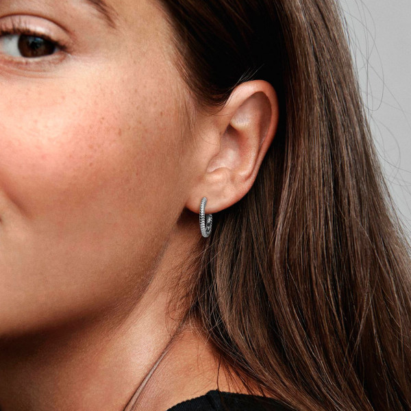 boucles-d-oreilles-creoles-pandora-moments-pour-petits-charms-292728c00