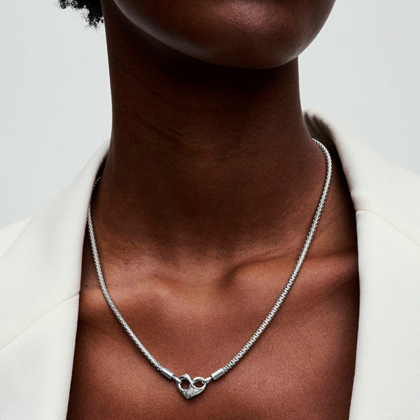 collier-a-chaine-cloutee-392451c00