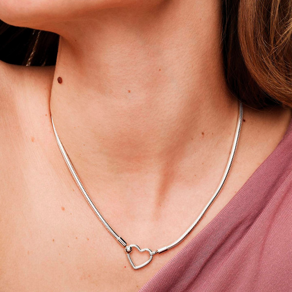 snake-chain-necklace-with-heart-clasp-393377c00