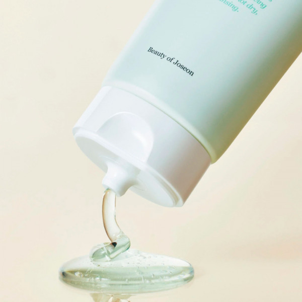 green-plum-refreshing-cleanser-odswiezajacy-zel-do-mycia-twarzy