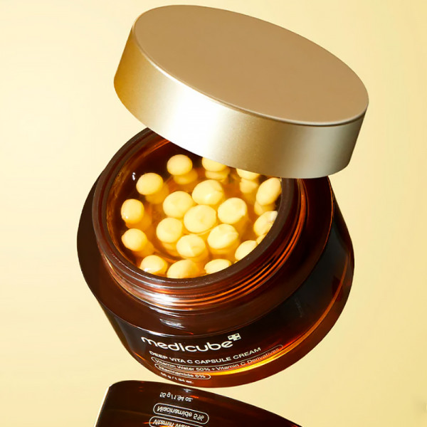 deep-vita-c-capsule-cream-intensiv-behandlingscreme-i-kapsler