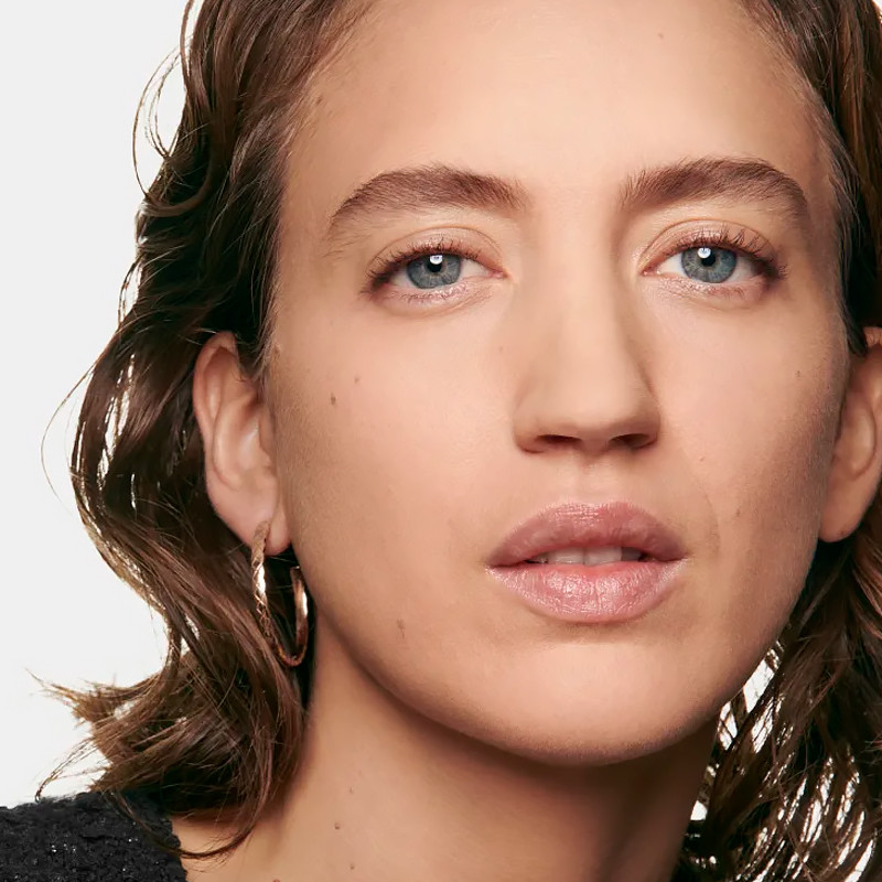 les-beiges-poudre-belle-mine-naturelle-aufladen