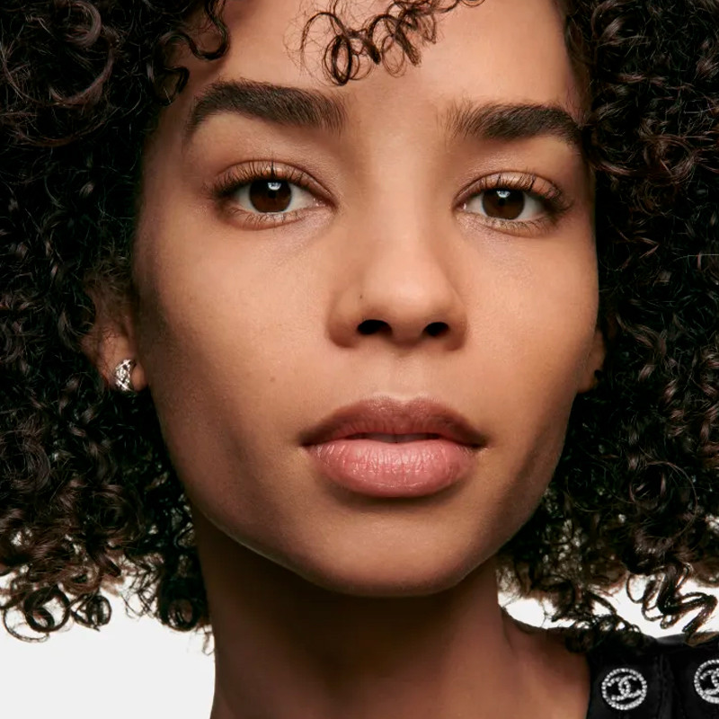 les-beiges-poudre-belle-mine-naturelle-aufladen