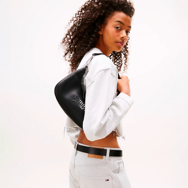 umhangetasche-mit-metallischem-logo