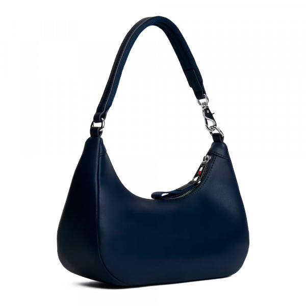 bolsa-de-ombro-com-logotipo-metalico