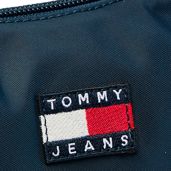 umhangetasche-mit-logo